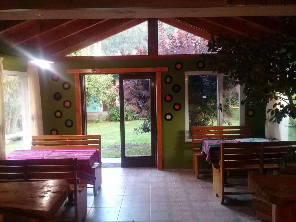 La Estacion Hostel Лаго-Пуэло Экстерьер фото